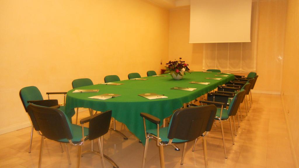 Hotel Ambassador Palace 4*